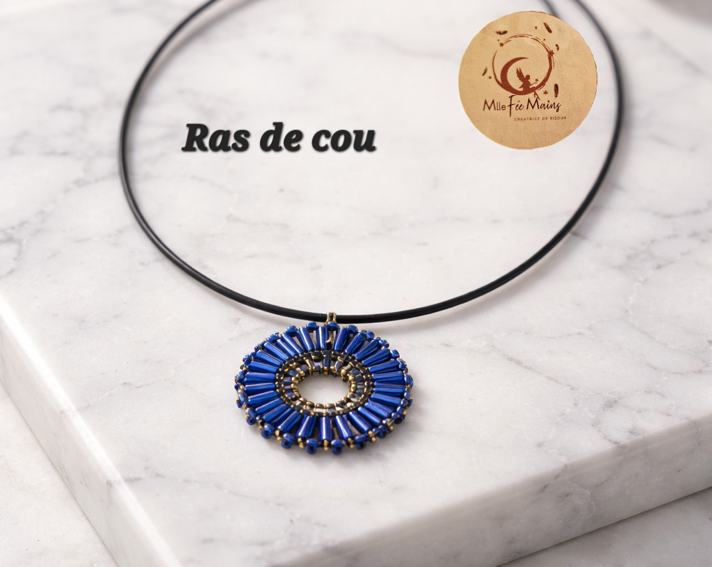Collier ras de cou