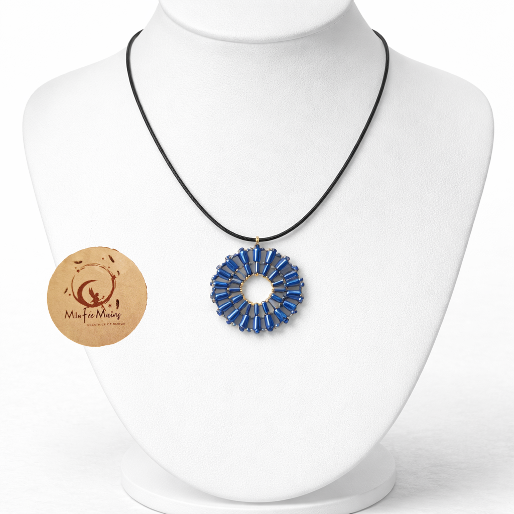 Collier ras de cou