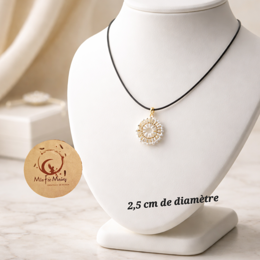 Collier ras de cou