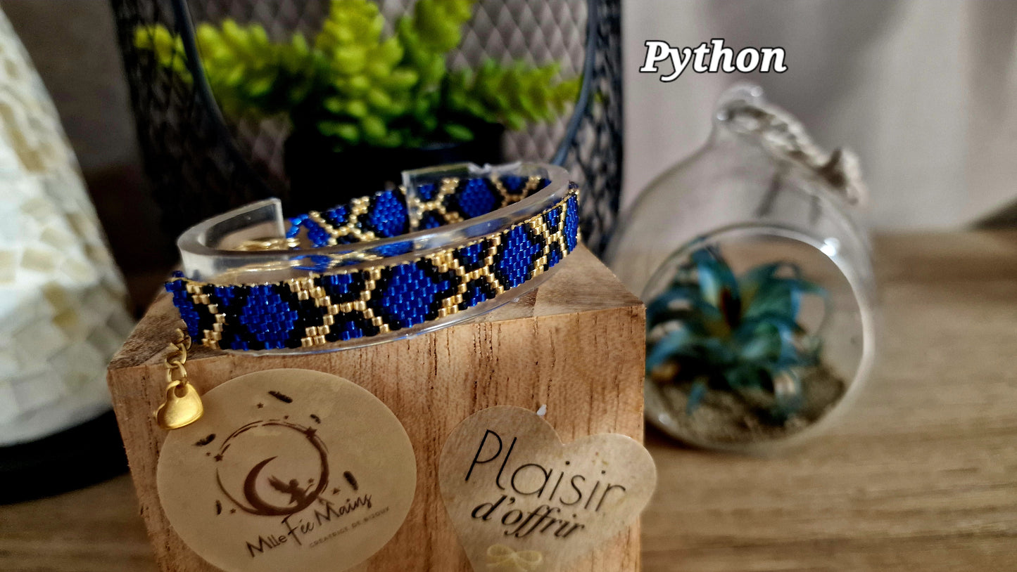 Bracelet Python